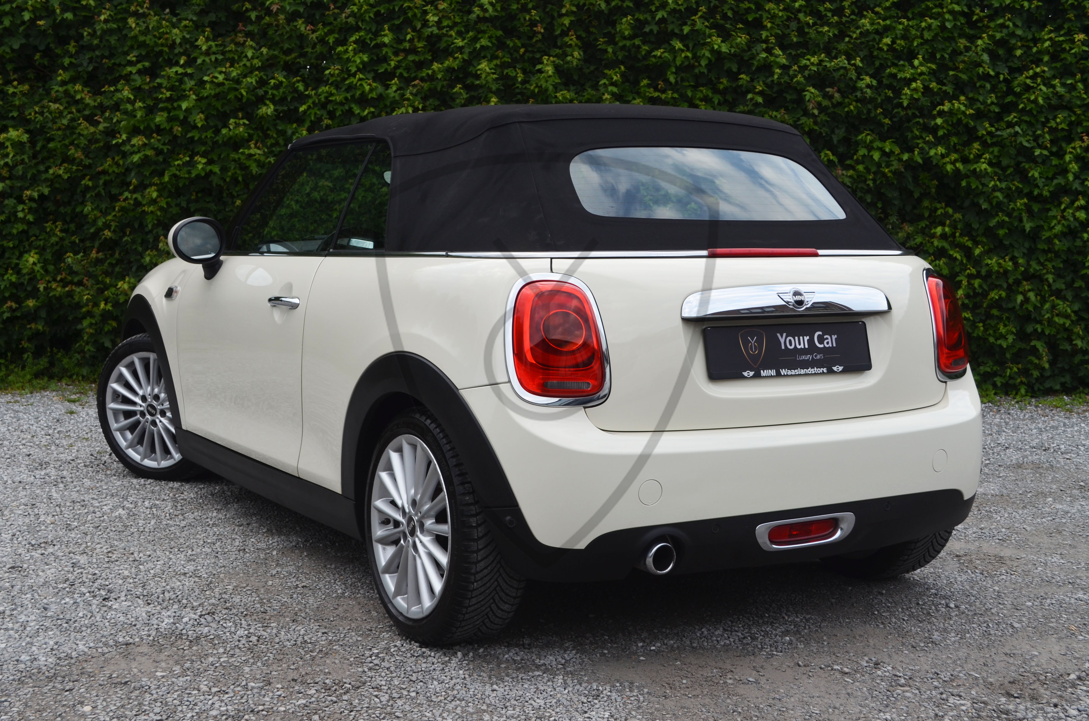 MINI COOPER CABRIO — image 13